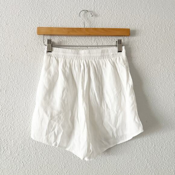 Princess Polly shorts womens 2 White High Rise Flowy beach boho bohemian summer - Picture 3 of 8